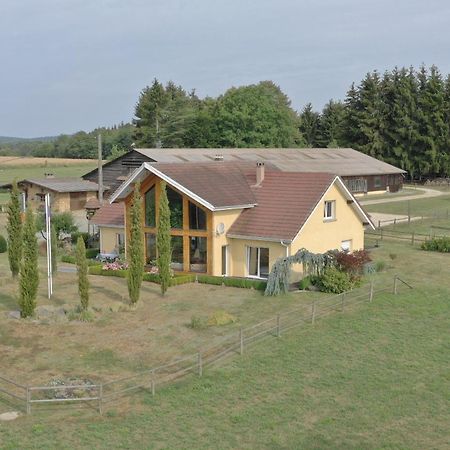 Au Domaine Du Cerf Bed & Breakfast Vyans-le-Val Eksteriør bilde