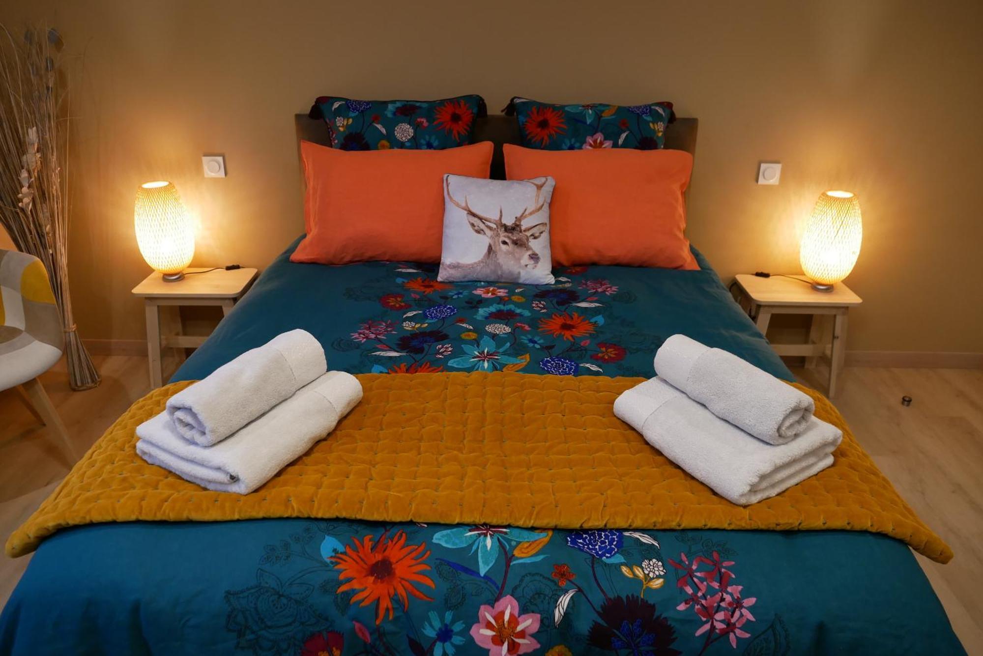 Au Domaine Du Cerf Bed & Breakfast Vyans-le-Val Rom bilde